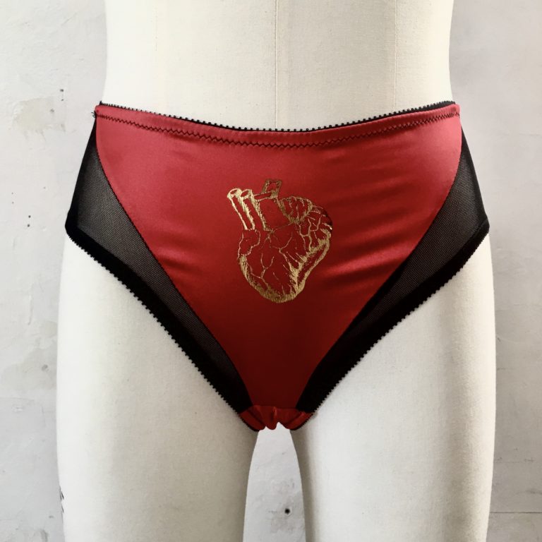Culotte cœur en soie