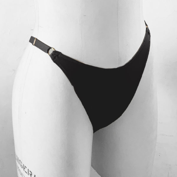 tuck ajustable femme trans de couleur noir