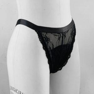 Tuck en dentelle pour femme trangenre, et personne  non binaire